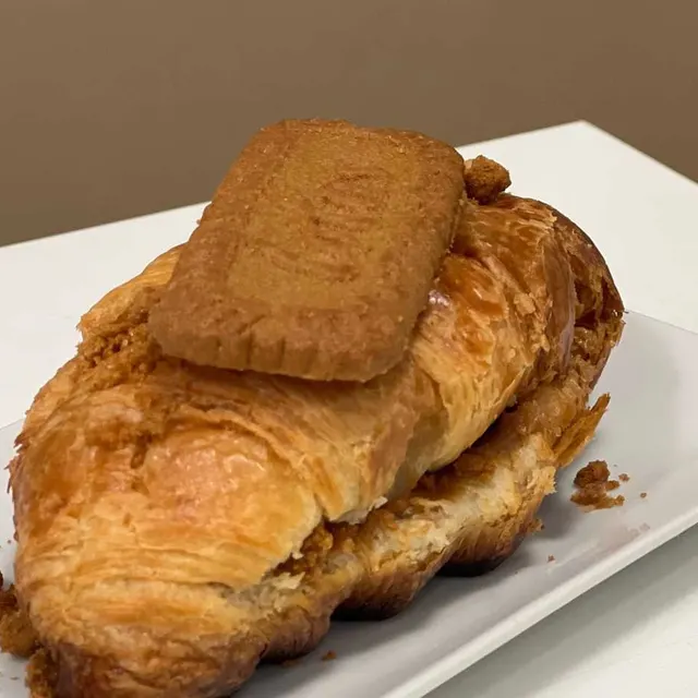 Croissants & pastries